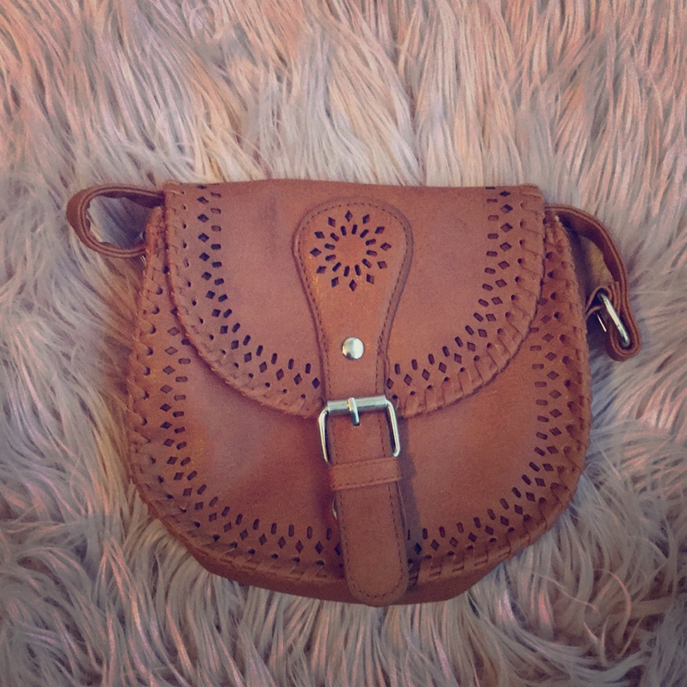 Rue 21 Small cross body bag.